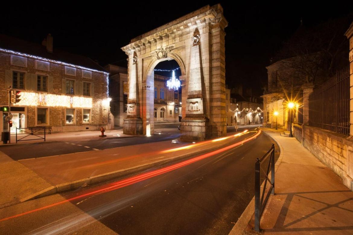 Les Cles De La Porte Saint-Nicolas - Parking - Centre Beaune  Eksteriør billede